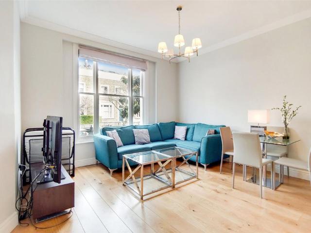 House for rent in Islington, Greater London