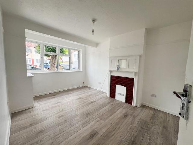 House for rent in London Borough of Croydon, Greater London