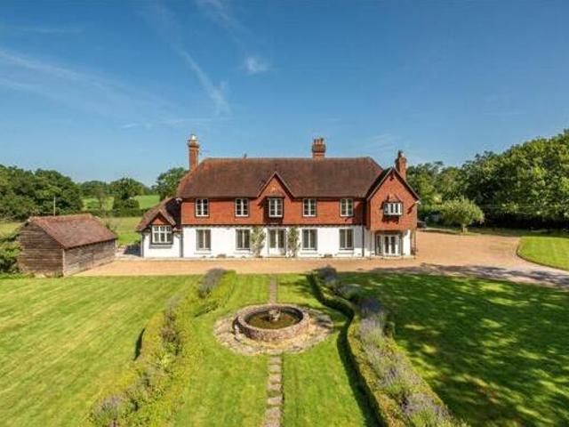House for sale in Pachesham Park, Surrey
