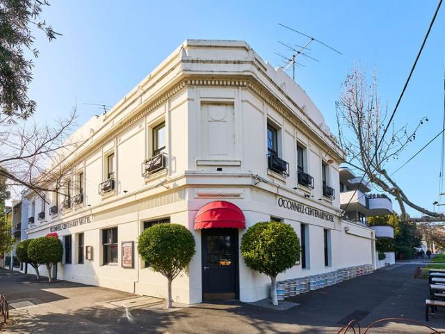 Townhouse for sale in South Melbourne, Melbourne