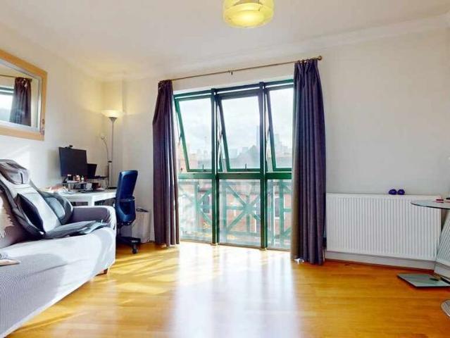 Room for rent in Westminster, Greater London
