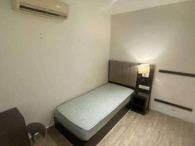 Room for rent in Kuala Lumpur, Country Heights Damansara