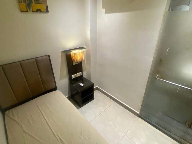 Room for rent in Kuala Lumpur, Country Heights Damansara