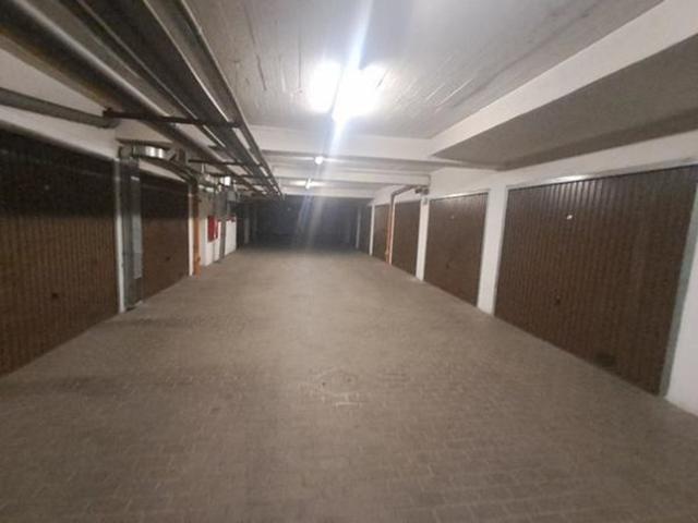 Garaż na sprzedaż w Łódź, Łódzkie