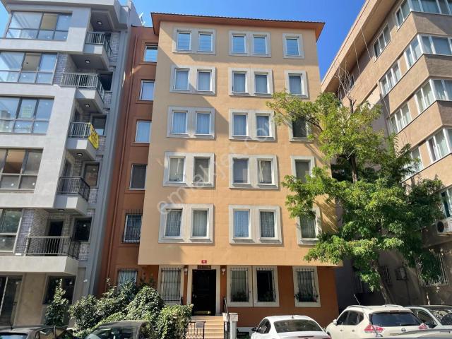 Kadiköy, İstanbul içerisinde kiralık mülk