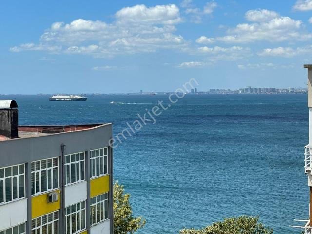 Moda, Kadıköy içerisinde kiralık mülk
