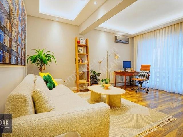 Moda, Kadıköy içerisinde kiralık mülk