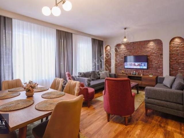 Kadiköy, İstanbul içerisinde satılık mülk