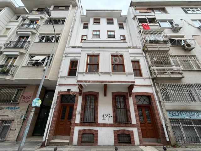Kadiköy, İstanbul içerisinde satılık mülk