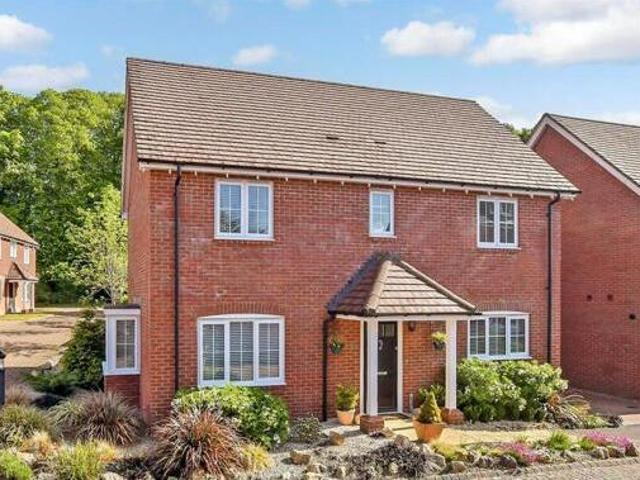 House for sale in Horsham, West Sussex