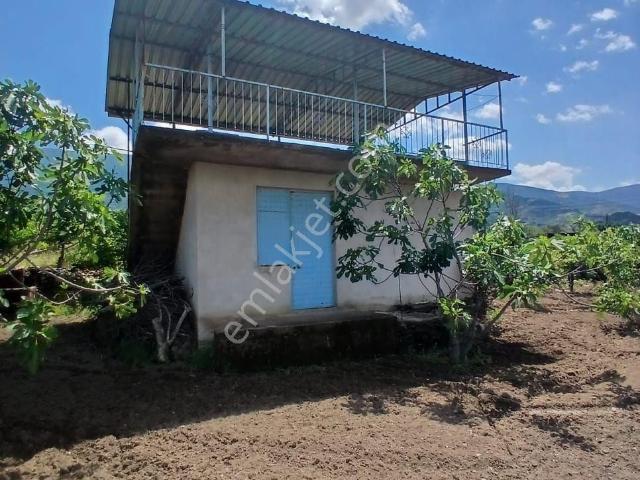 Karabağlar, İzmir içerisinde satılık Villa