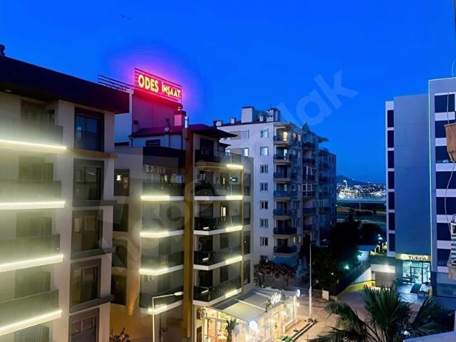 Çiğli, İzmir içerisinde satılık mülk