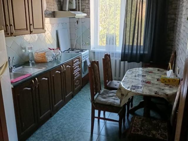 Квартира продажа в Великодолинском, Днепропетровской области