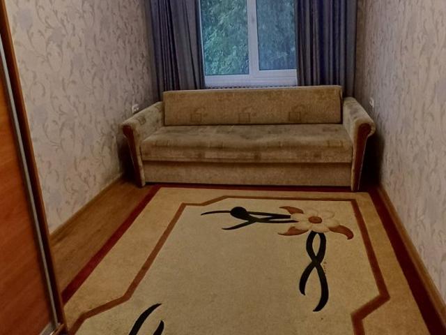 Квартира продажа в Великодолинском, Днепропетровской области