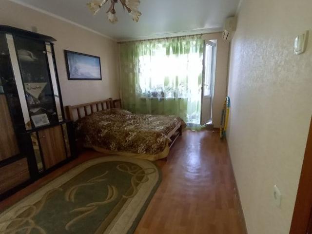 Квартира продажа в Великодолинском, Днепропетровской области