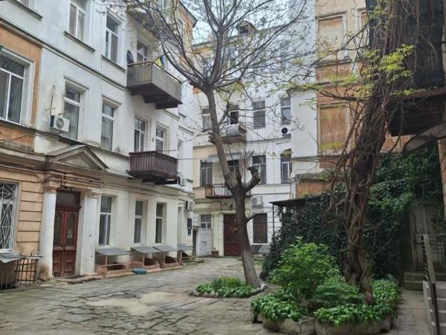 Квартира продажа в Великодолинском, Днепропетровской области
