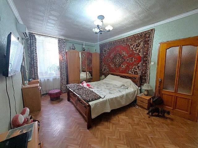Квартира продажа в Великодолинском, Днепропетровской области