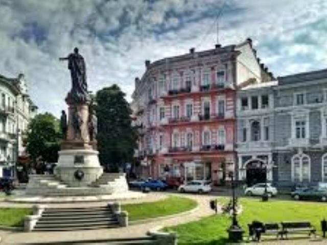 Квартира продажа в Великодолинском, Днепропетровской области