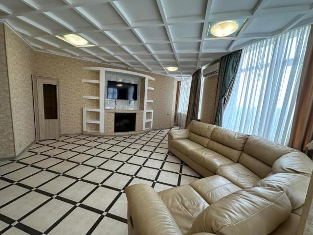 Квартира продажа в Великодолинском, Днепропетровской области