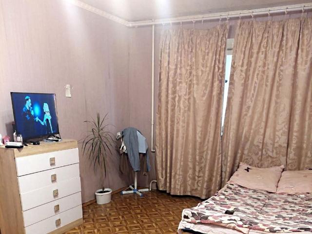 Квартира продажа в Великодолинском, Днепропетровской области