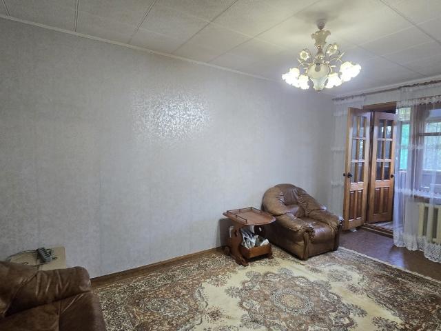 Квартира продажа в Великодолинском, Днепропетровской области