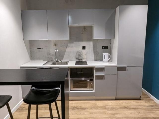 Квартира продажа в Великодолинском, Днепропетровской области