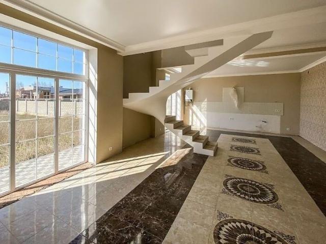 Дом продажа в Великодолинском, Днепропетровской области