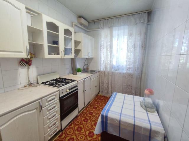 Квартира продажа в Великодолинском, Днепропетровской области