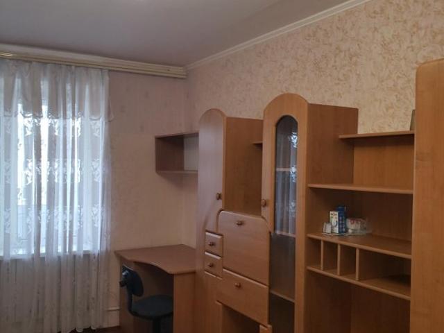 Квартира продажа в Великодолинском, Днепропетровской области