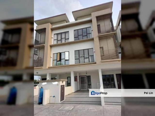 House for sale in Tanjong Sepat, Selangor