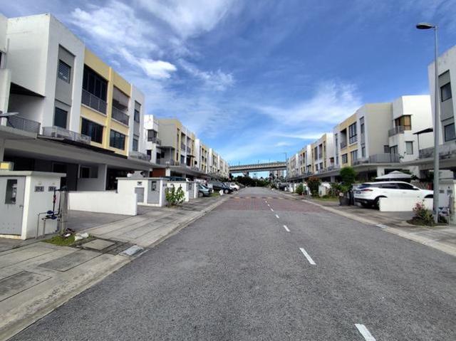 Terraced House for sale in Petaling, Subang Jaya