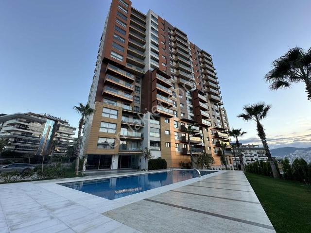 Karabağlar, İzmir içerisinde kiralık mülk