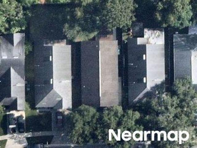 House for sale in University, Florida