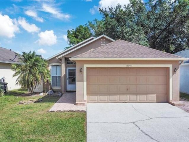 House for sale in University, Florida