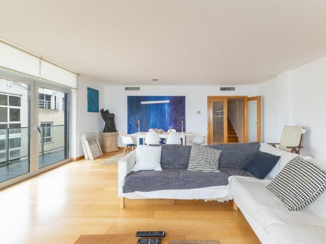 Apartamento alugar em Núcleo Urbano Histórico de Oeiras, Oeiras