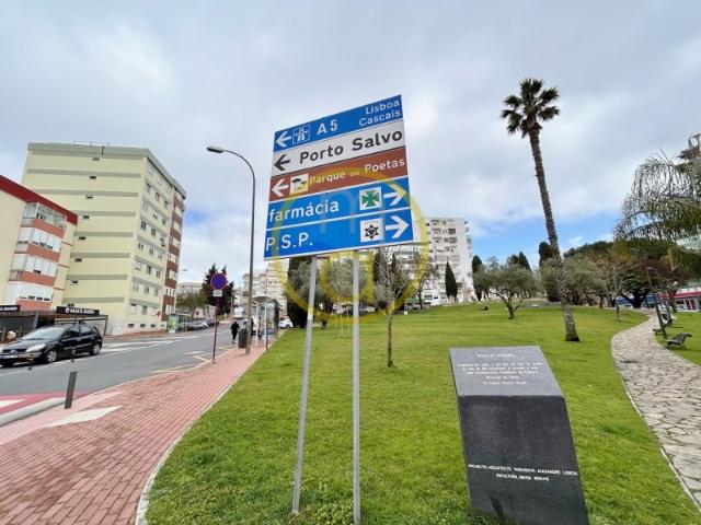 Loja alugar em Núcleo Urbano Histórico de Oeiras, Oeiras