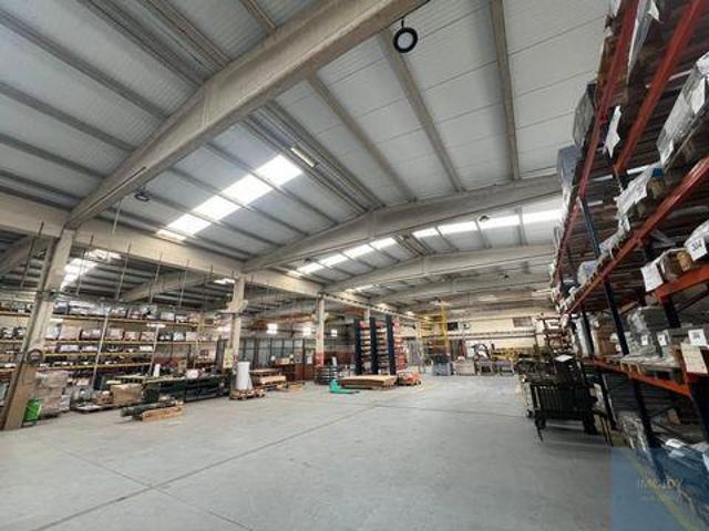 Loja venda em Queluz de Baixo, Oeiras