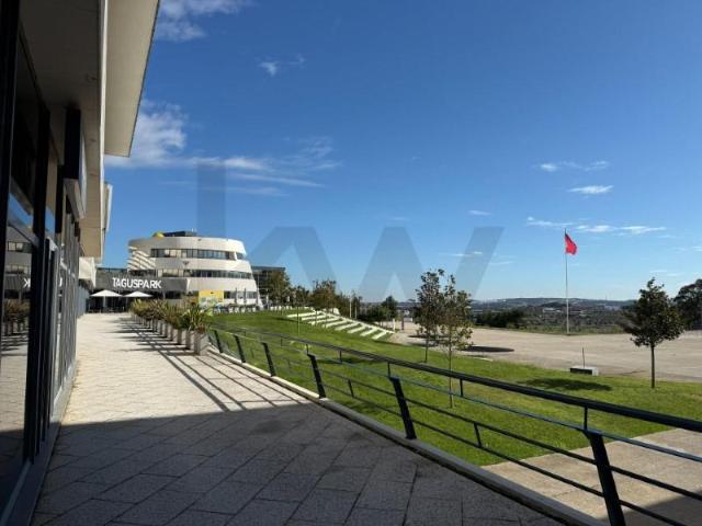 Escritório alugar em Oeiras, Lisboa