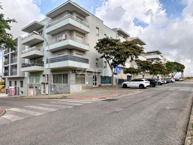 Loja alugar em Oeiras e São Julião da Barra, Paço de Arcos e Caxias, Oeiras