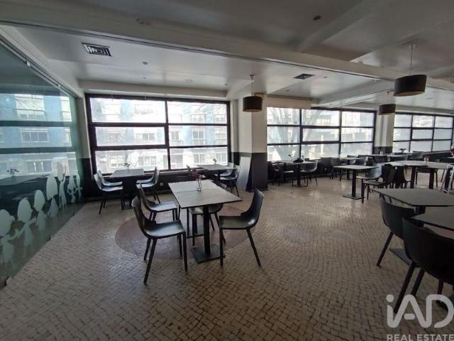 Loja alugar em Bairro do Aqueduto, Oeiras