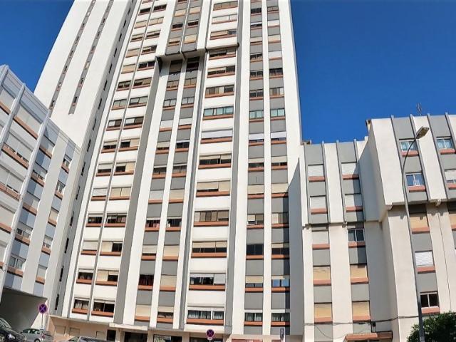 Apartamento alugar em Núcleo Urbano Histórico de Linda-a-Velha, Oeiras