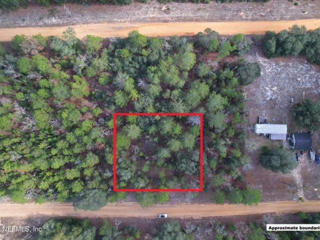 Land for sale in Interlachen, Putnam County