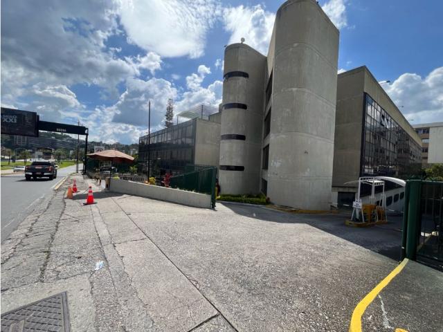 Oficina en alquiler en Miranda, Municipio Miranda