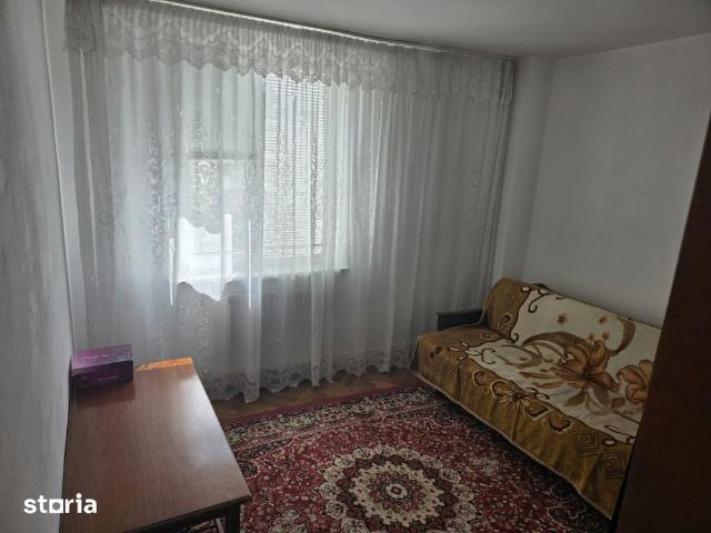 Apartament închirieri în Uzinele Dacia, Mioveni