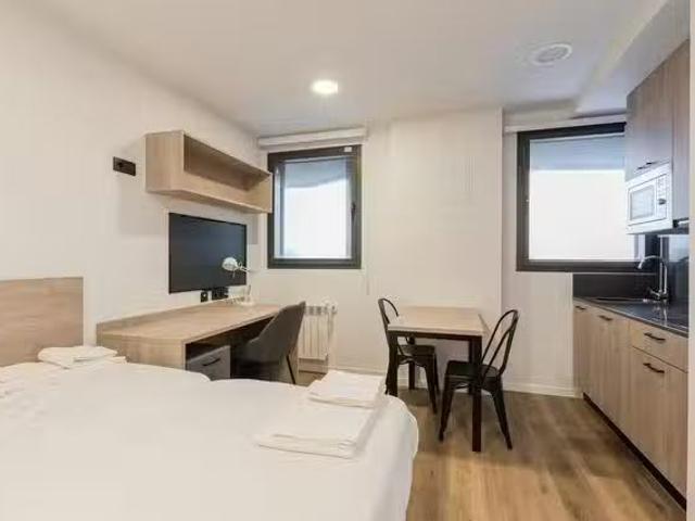 Casa en alquiler en Cazoña, Santander