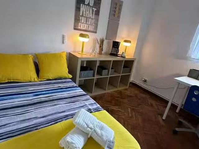 Casa en alquiler en Puente de Vallecas, Madrid