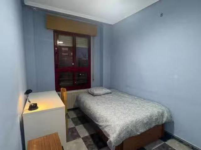 Casa en alquiler en Puente de Vallecas, Madrid