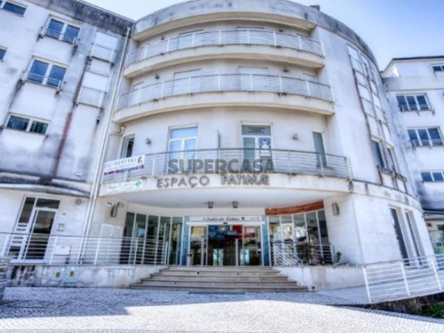 Armazém venda em Ourém, Santarém