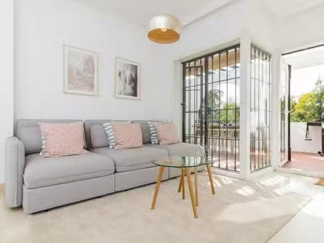 Apartamento en alquiler en Artola, Costa del Sol Occidental