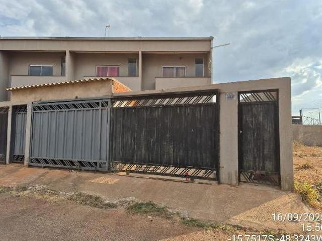 Casa venda em Região Geográfica Imediata de Águas Lindas de Goiás, Região Integrada de Desenvolvimento do Distrito Federal e Entorno